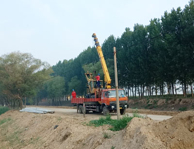 10kV王崗線武王支線絕緣化維修工程設(shè)備進(jìn)場(chǎng)現(xiàn)場(chǎng)