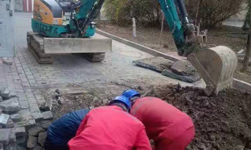 東營(yíng)鑫都康城36號(hào)樓三單元東低壓電纜維修工程