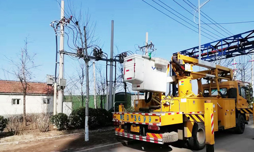 2022年3月14日，集發(fā)Ⅰ、Ⅱ線帶電消缺現(xiàn)場