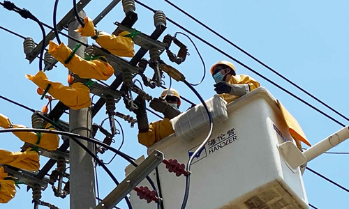 10kV于林線(xiàn)68#+1桿更換刀閘下引線(xiàn)