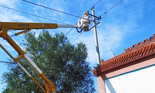 2020年8月25日，西范線西龐支9號桿帶電拆火