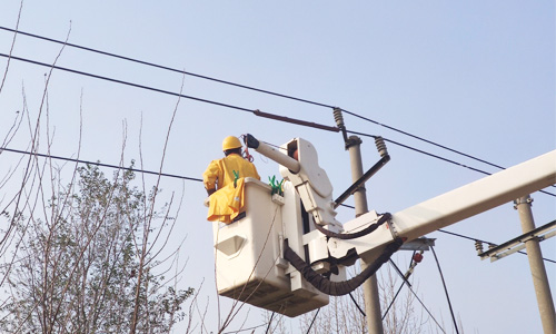 2020年11月25日，10kV老于線141+1號桿加裝直線擔一條，143號桿打火、拆火
